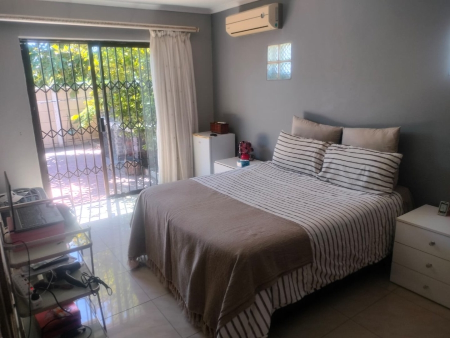 4 Bedroom Property for Sale in Crawford Western Cape